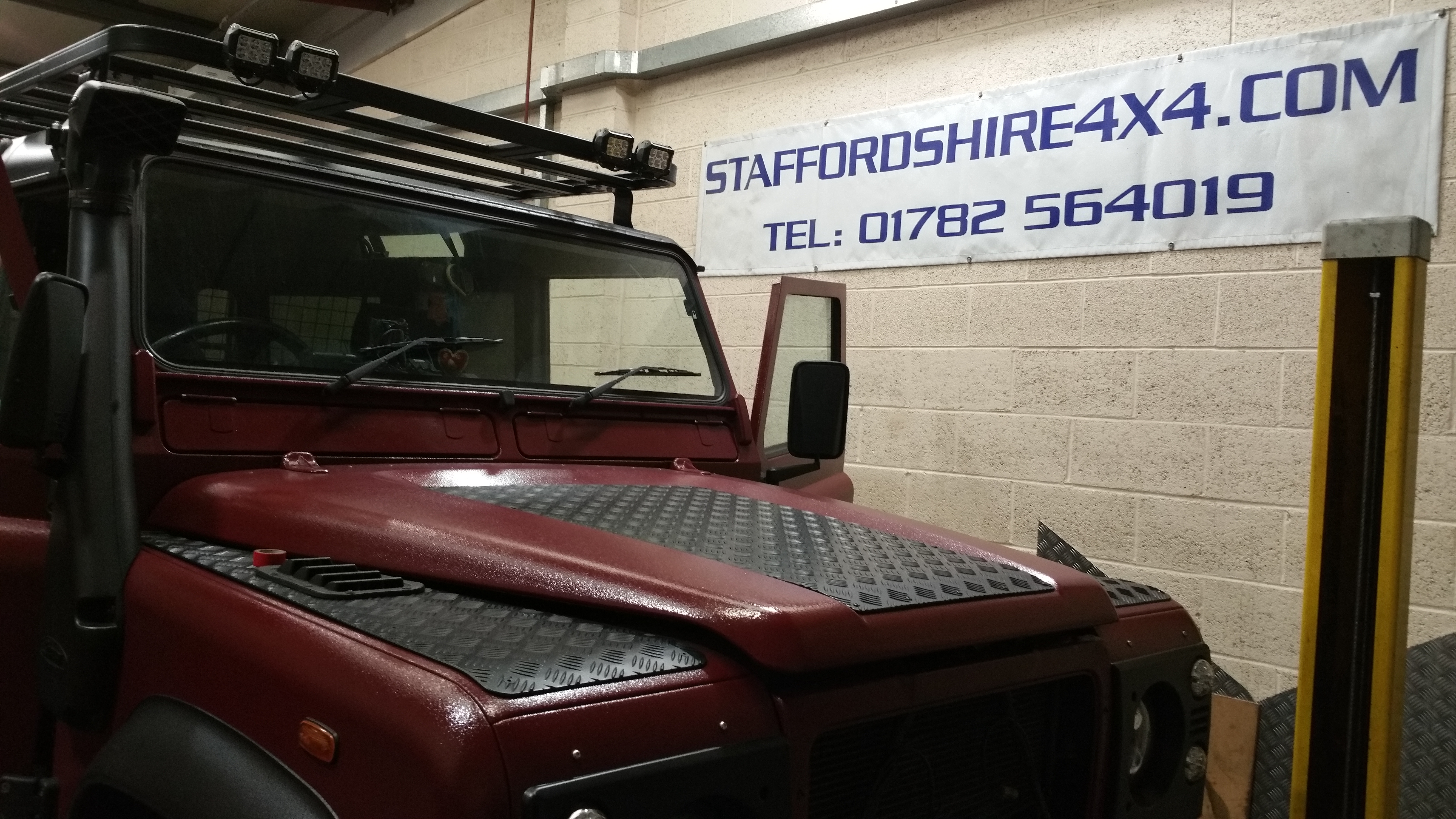 Defender 110 Respray and roof rack assembly